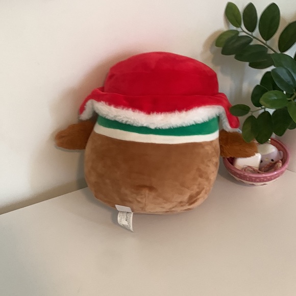 Avery the duck Christmas edition - Picture 3 of 5